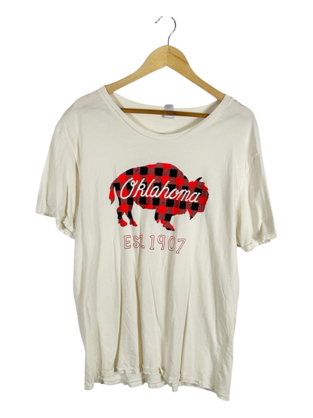 Oklahoma Buffalo Red Plaid Distresses Graphic T-Shirt Size XL
